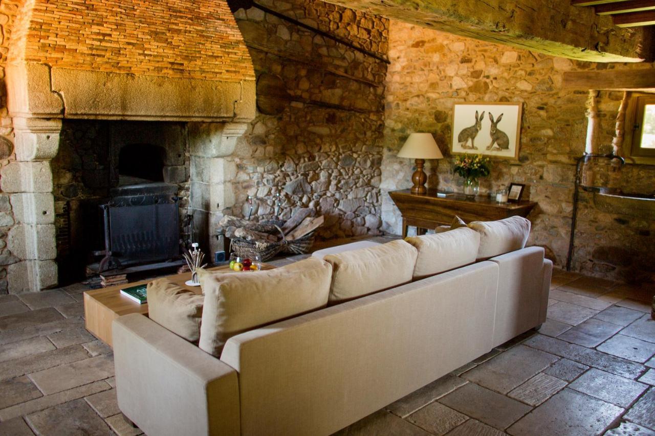 Domaine Des Etangs, Collection