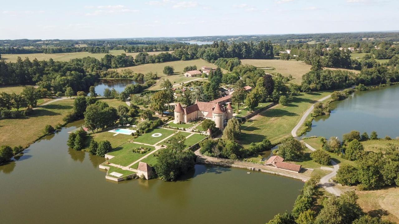 Hotel Domaine Des Etangs Massignac