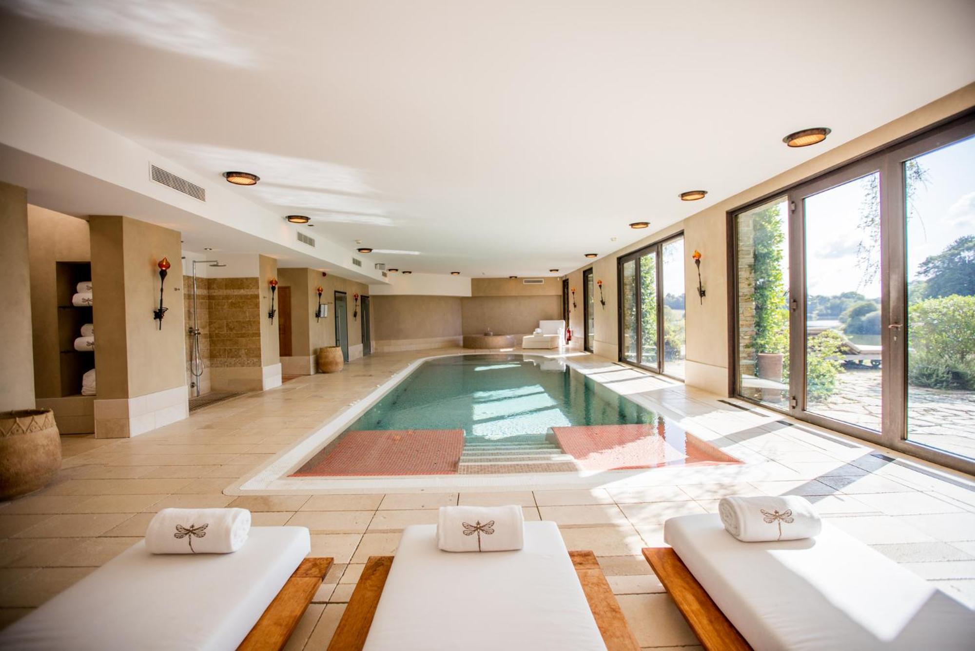 Hotel Domaine Des Etangs Massignac