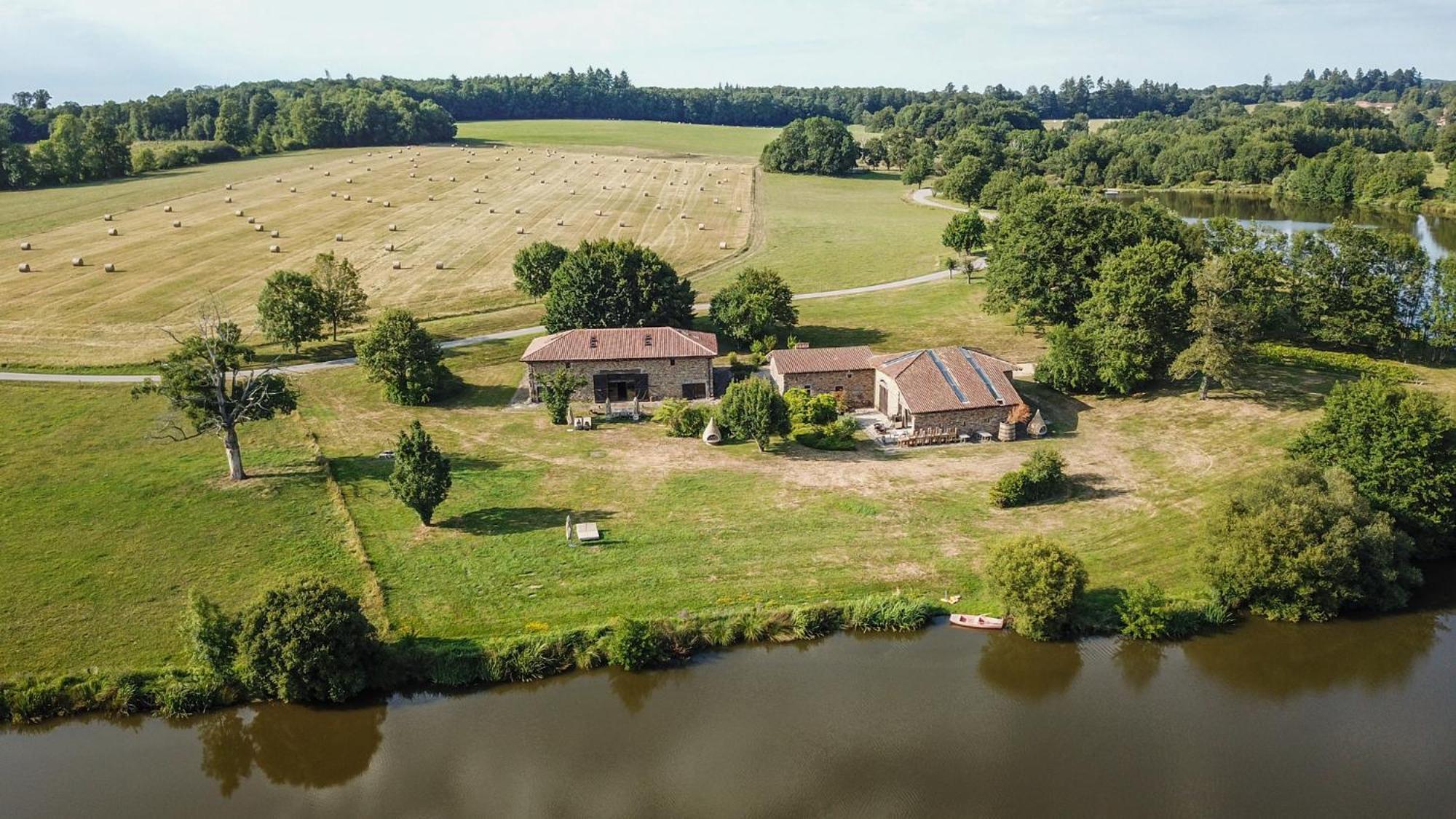 Domaine Des Etangs 5*
